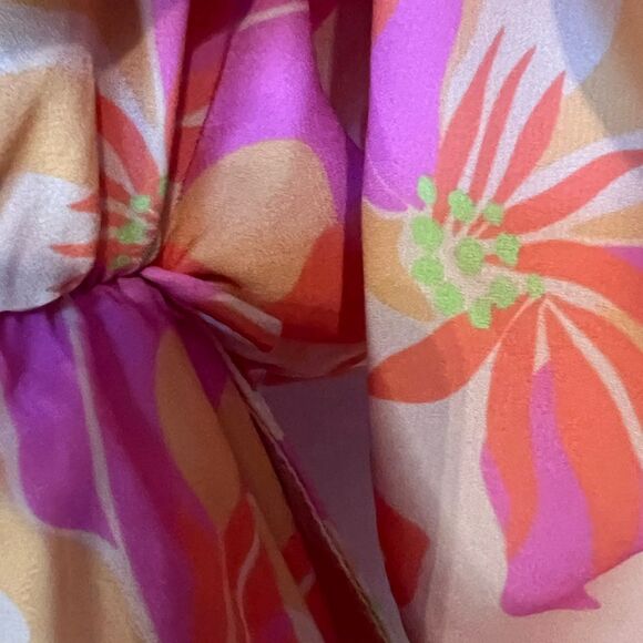 Pink Lily Floral Romper in Pink and Orange Sz Small - Picture 7 of 7